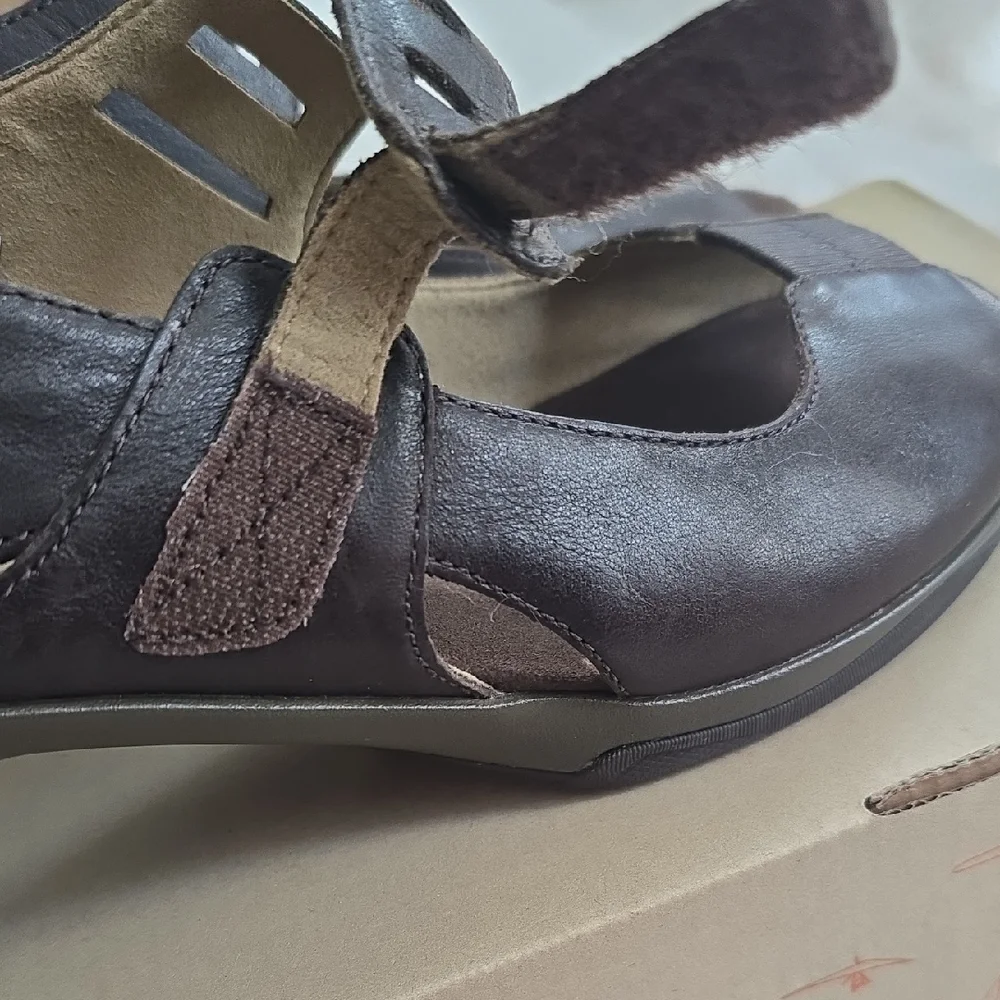 Merrell Espresso Cutout Heels